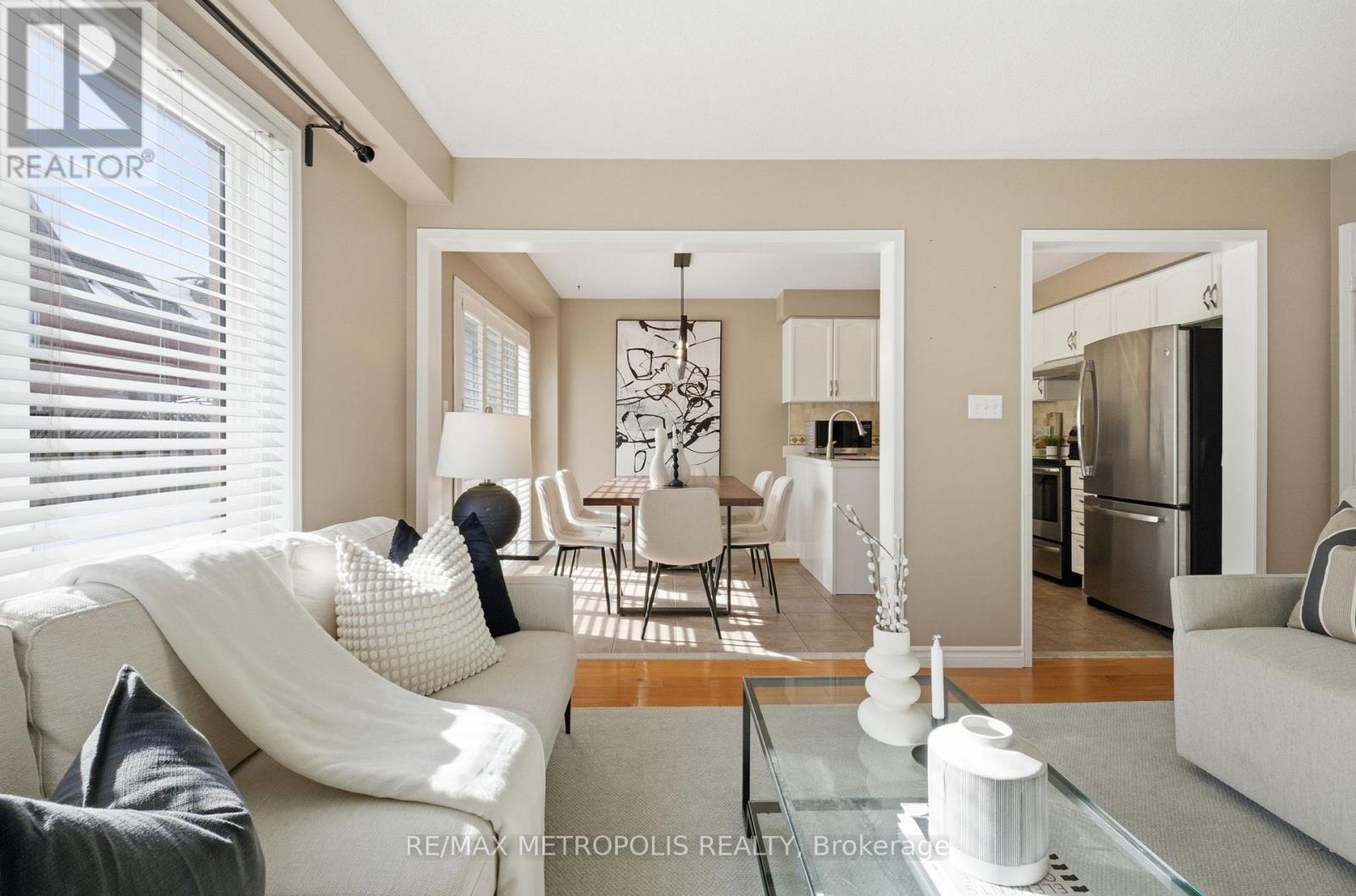 15 Boyd Crescent, Ajax, Ontario  L1Z 1Y3 - Photo 8 - E12803714