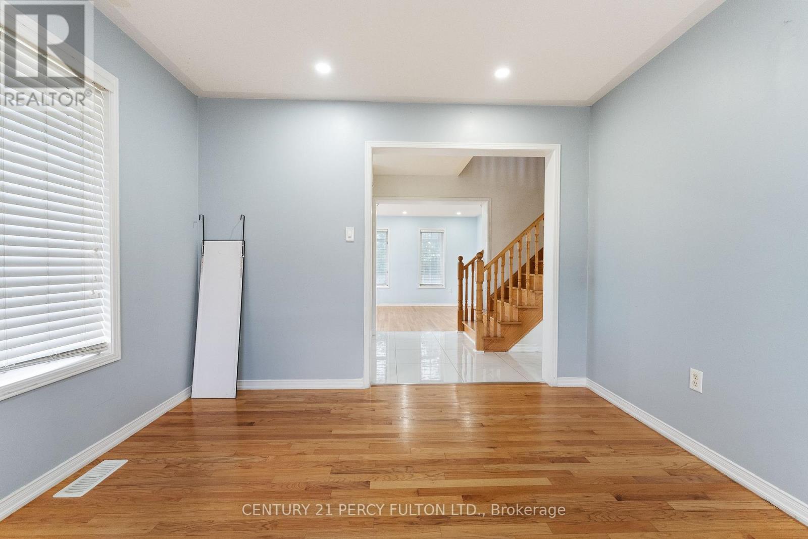 Main - 2 Stokes Drive, Ajax, Ontario  L1Z 1Y2 - Photo 5 - E12803774