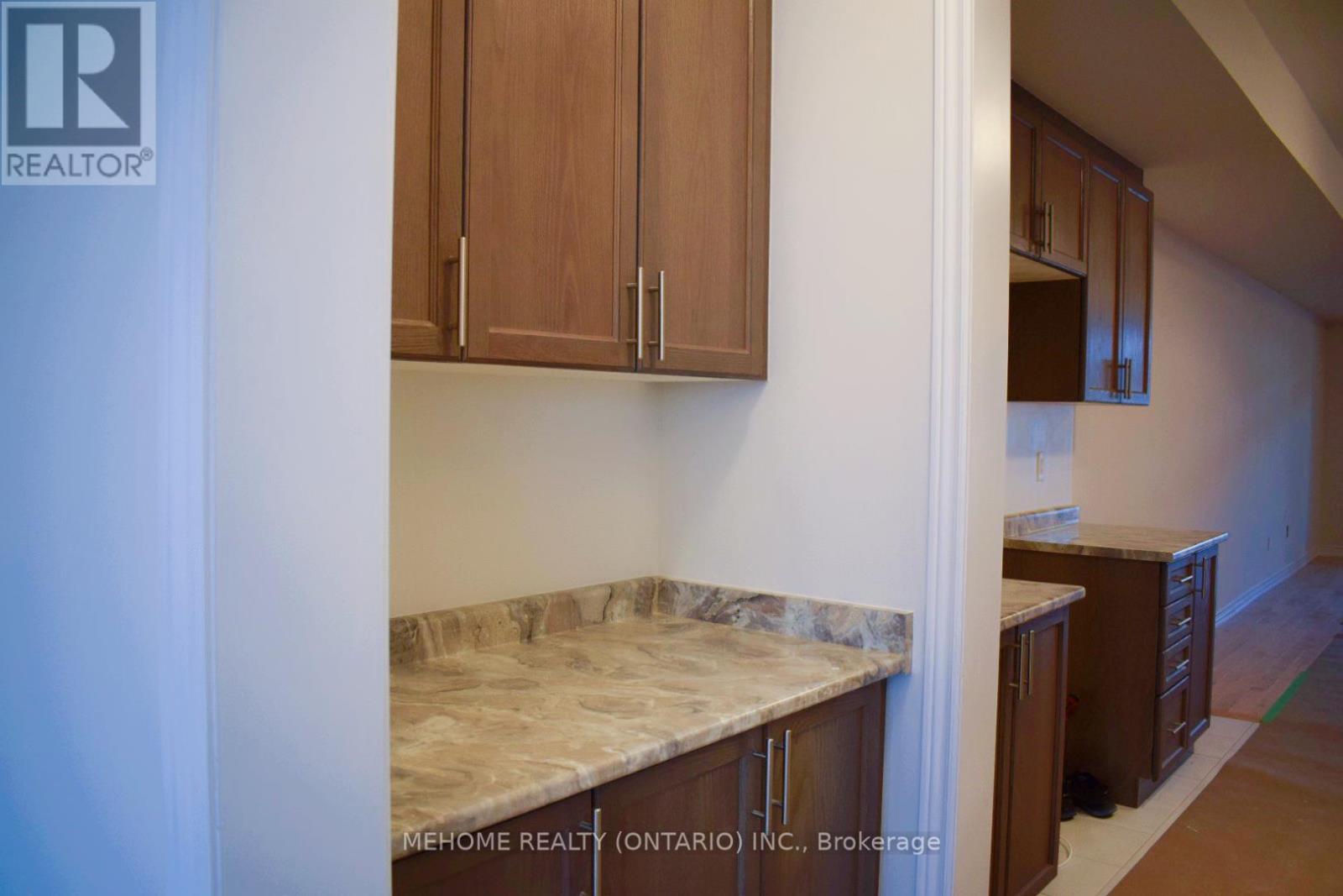 41 Luzon Avenue, Markham, Ontario  L6B 1N7 - Photo 4 - N12803684