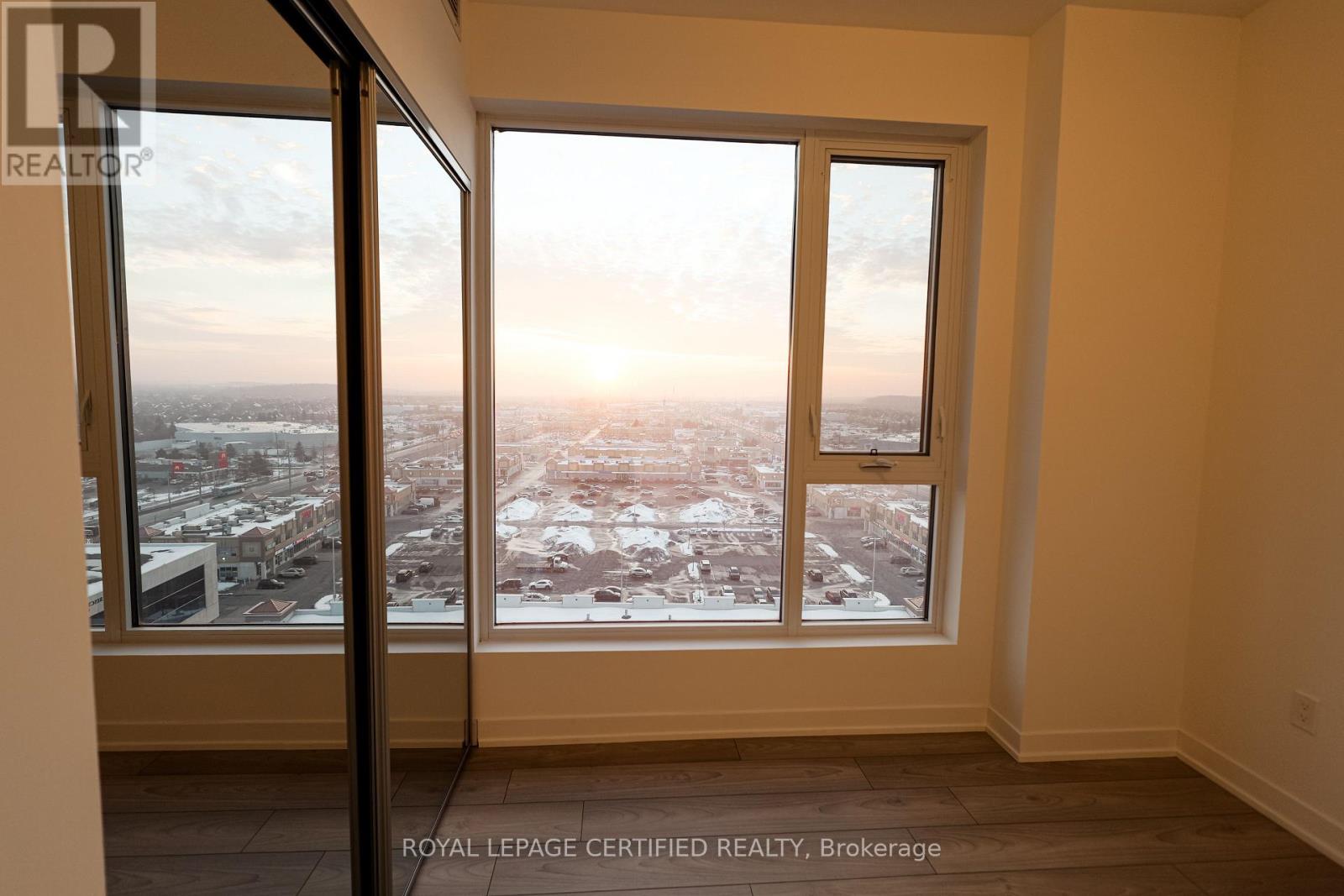 1223 - 498 Caldari Road, Vaughan, Ontario  L4K 0R6 - Photo 11 - N12803836