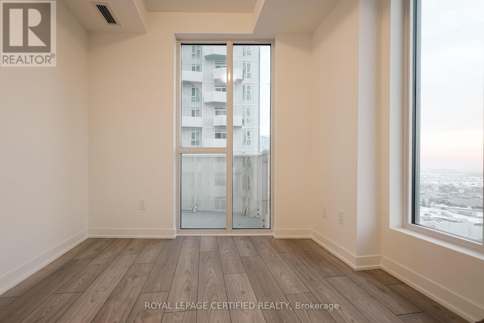 1223 - 498 Caldari Road, Vaughan, Ontario  L4K 0R6 - Photo 13 - N12803836