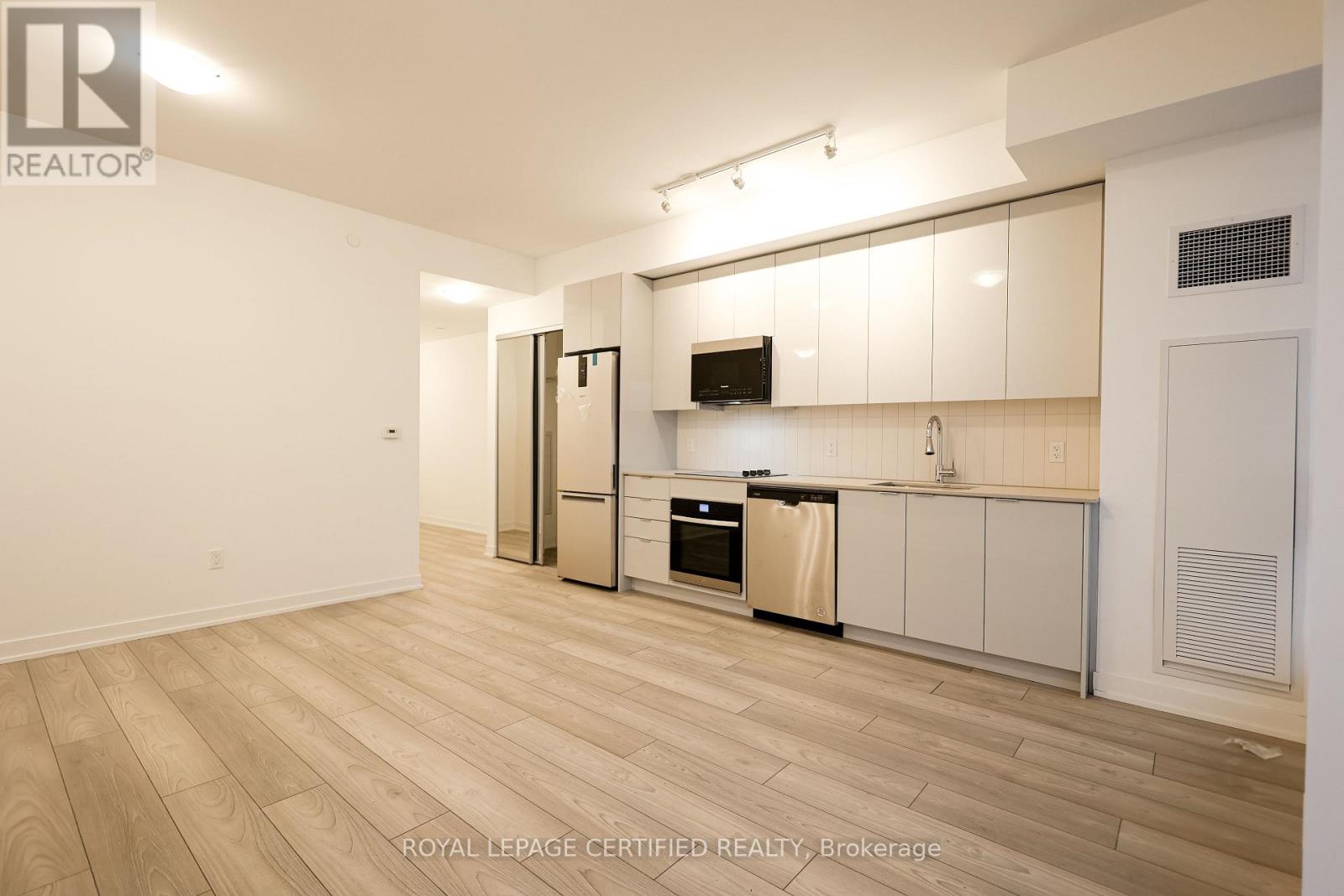 1223 - 498 Caldari Road, Vaughan, Ontario  L4K 0R6 - Photo 6 - N12803836