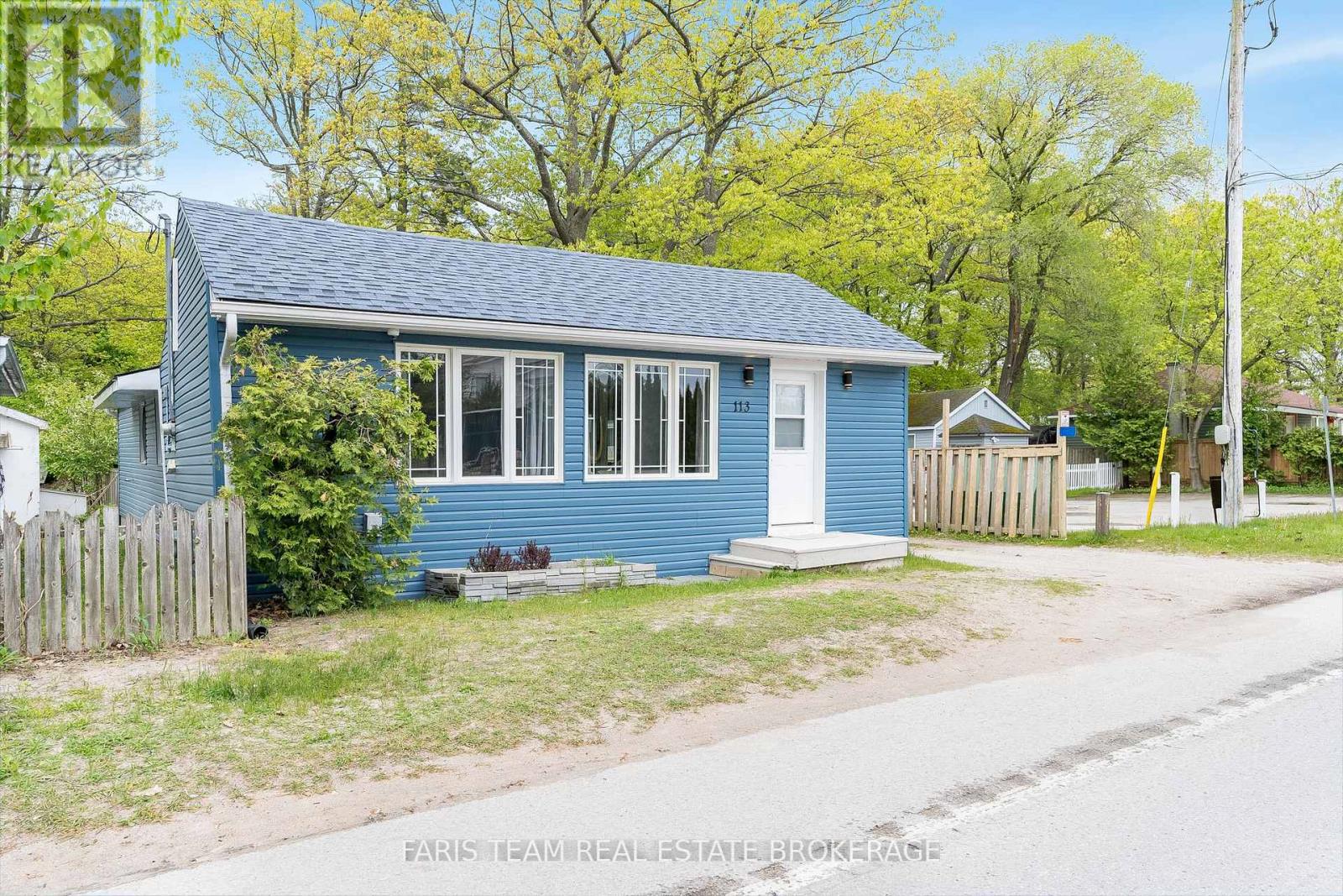 113 River Road E, Wasaga Beach, Ontario  L9Z 2L4 - Photo 2 - S12803678