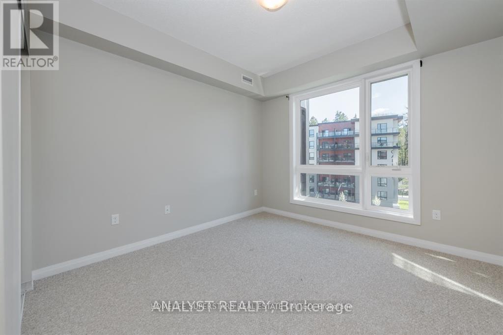 404 - 306 Essa Road, Barrie (0 West), Ontario  L9J 0H5 - Photo 14 - S12803744