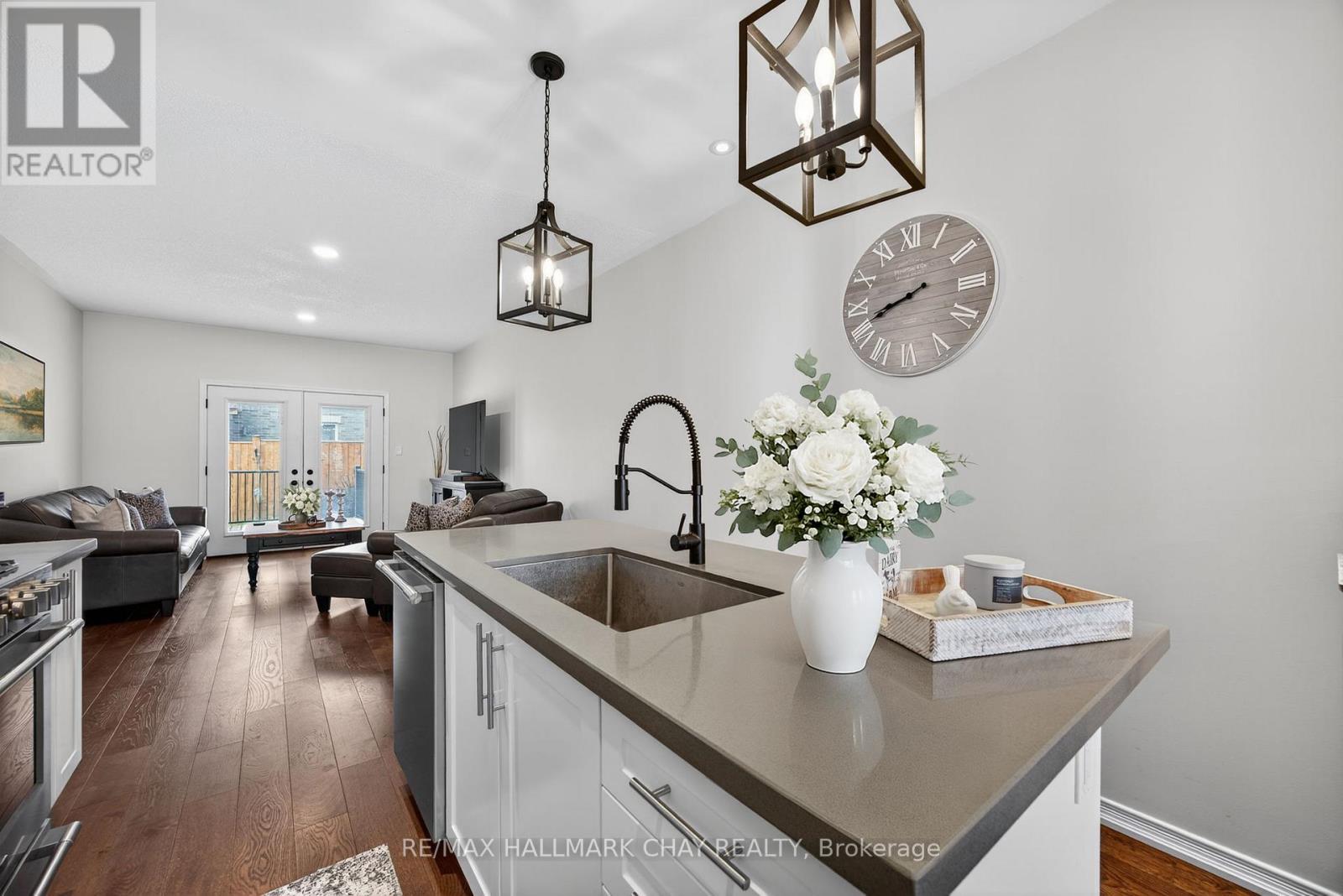 118 Isabella Drive, Orillia, Ontario  L3V 8K7 - Photo 6 - S12803780