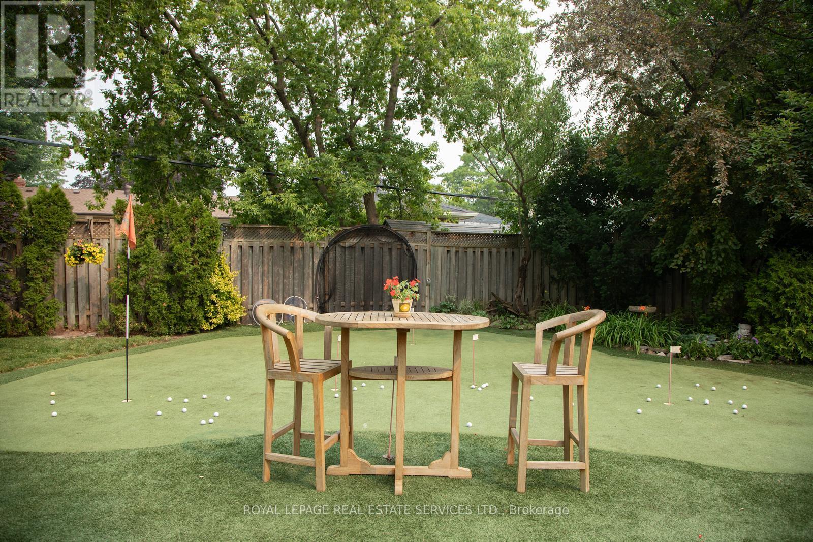 167 Oliver Place, Oakville, Ontario  L6H 1K9 - Photo 32 - W12803670