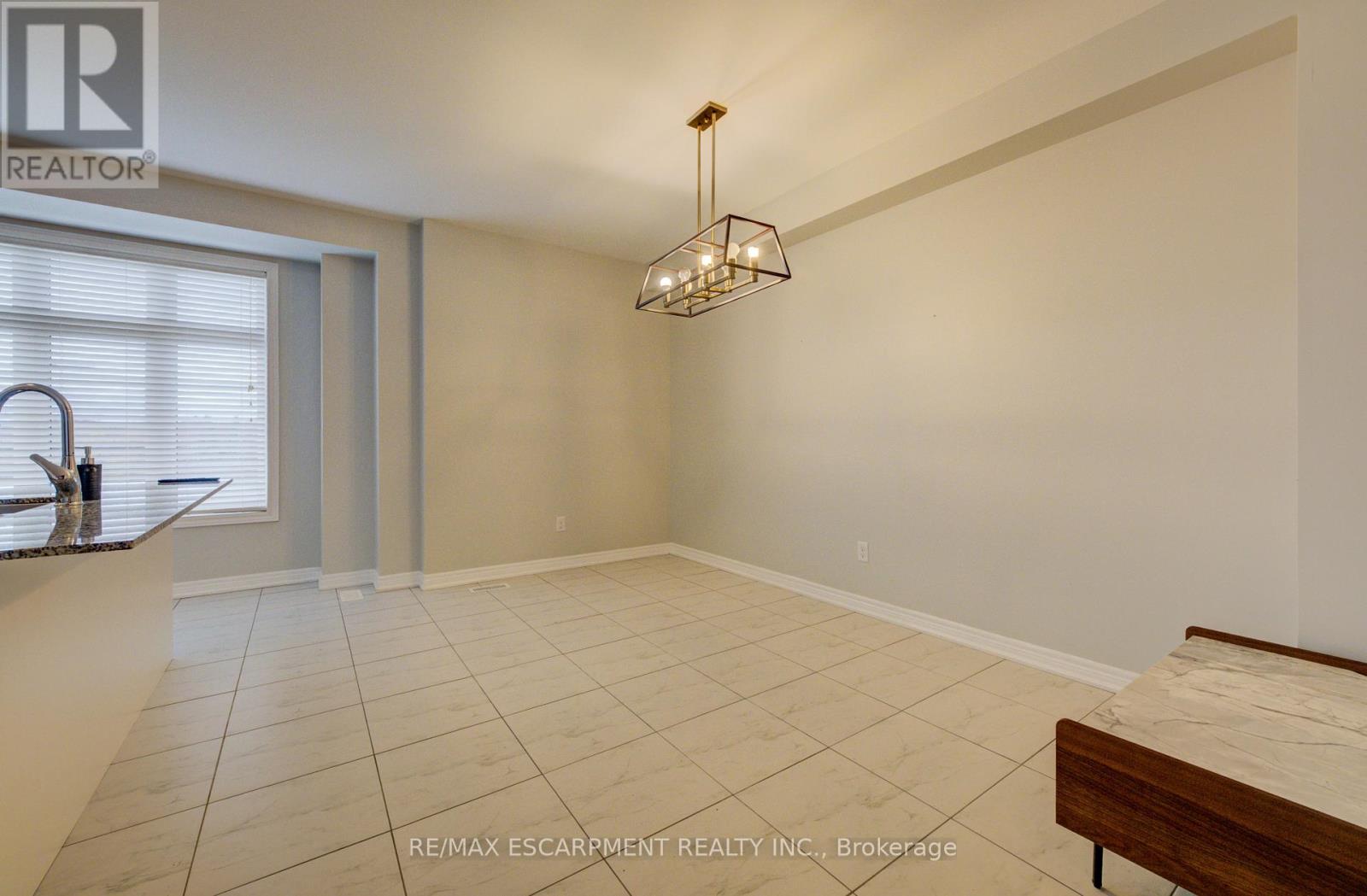 2285 Khalsa Gate, Oakville, Ontario  L6M 1P4 - Photo 17 - W12803676