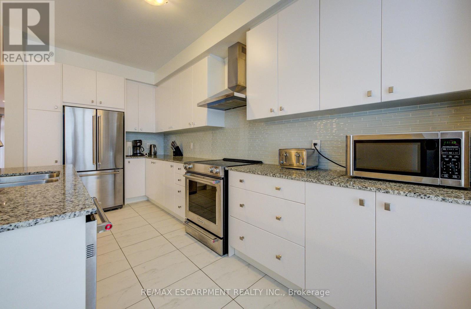 2285 Khalsa Gate, Oakville, Ontario  L6M 1P4 - Photo 21 - W12803676