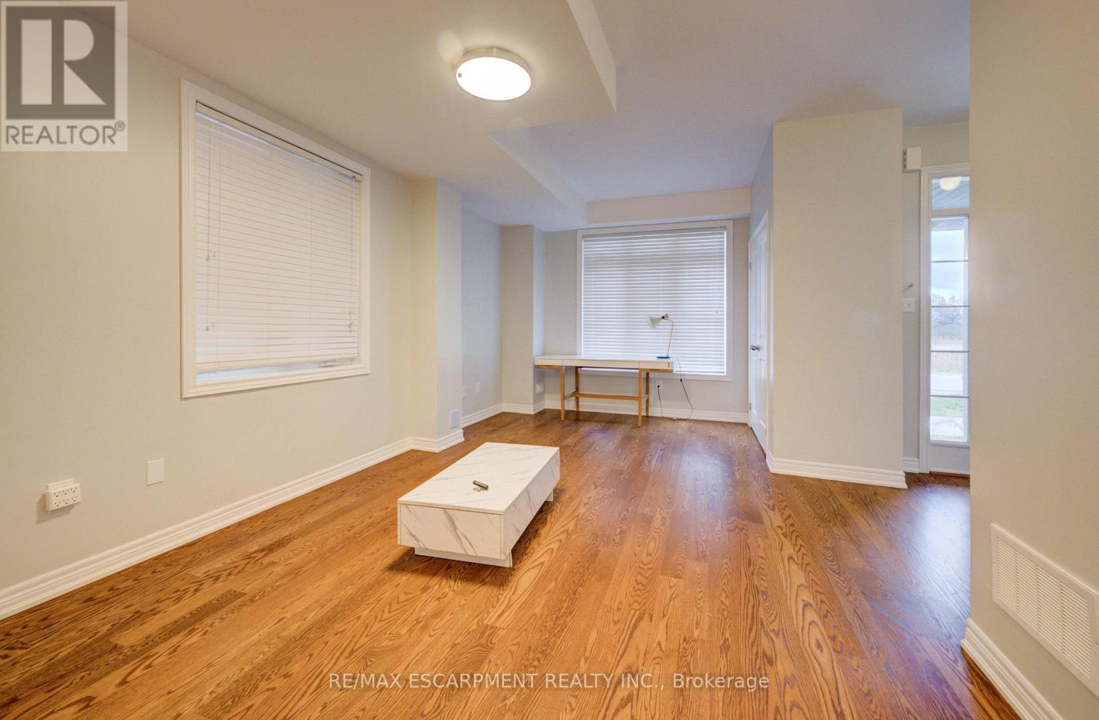 2285 Khalsa Gate, Oakville, Ontario  L6M 1P4 - Photo 7 - W12803676