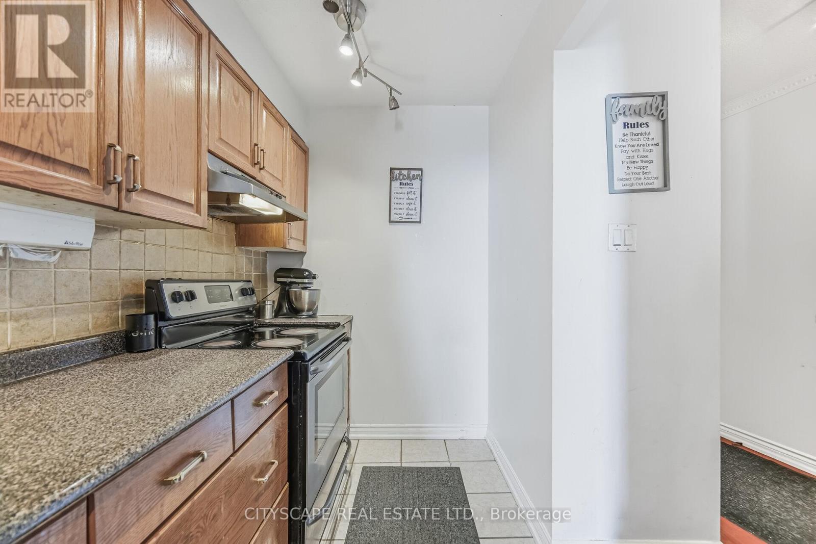 1706 - 20 Mississauga Valley Boulevard, Mississauga, Ontario  L5A 3S1 - Photo 15 - W12803680