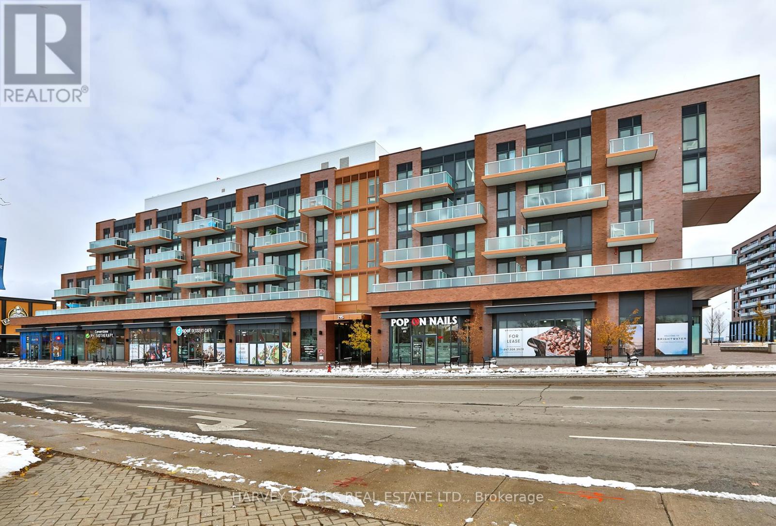 338 - 215 Lakeshore Road W, Mississauga (Port Credit), Ontario  L5H 1G5 - Photo 26 - W12803688