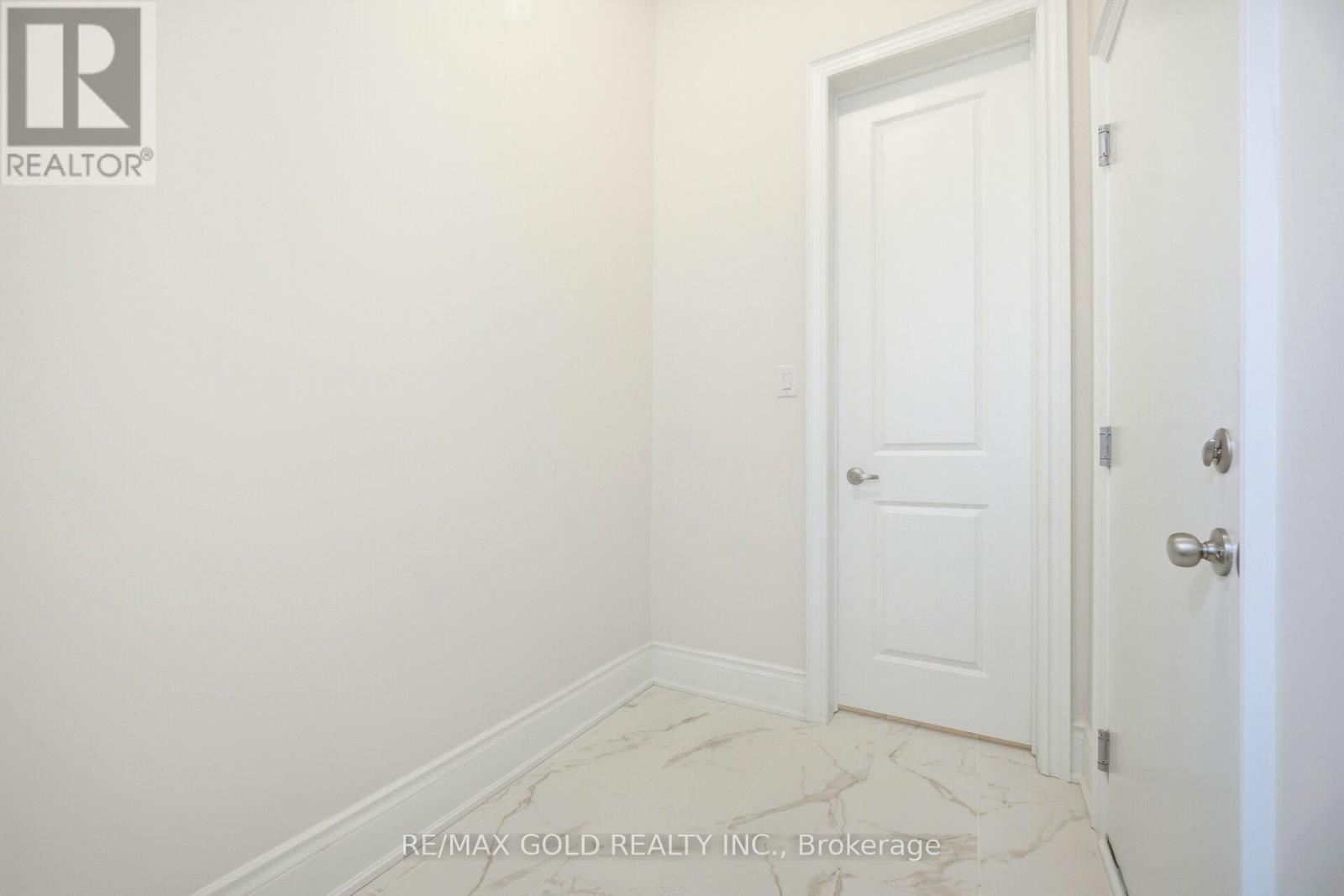 32 Addison Street, Caledon, Ontario  L7C 4N2 - Photo 22 - W12803704