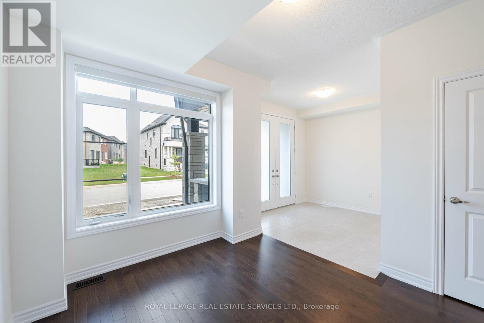 99 Camino Real Drive, Caledon, Ontario  L7C 4M1 - Photo 6 - W12803718