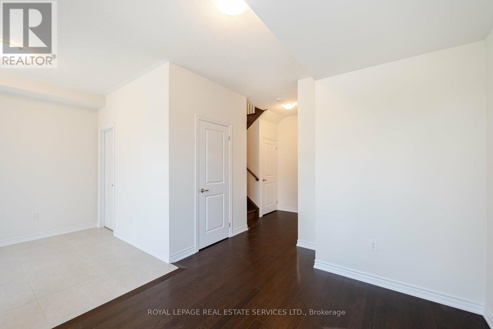 99 Camino Real Drive, Caledon, Ontario  L7C 4M1 - Photo 8 - W12803718