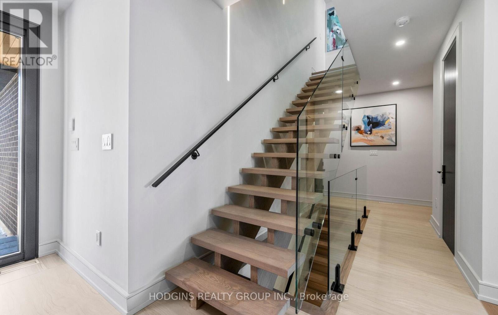 855 Tenth Street, Mississauga, Ontario  L5E 1S7 - Photo 17 - W12803734