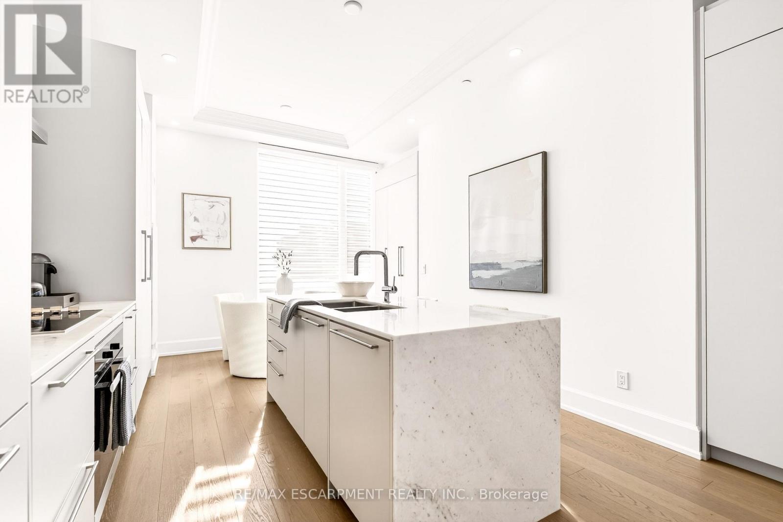 602 - 1441 Elgin Street, Burlington, Ontario  L7S 1E6 - Photo 9 - W12803746