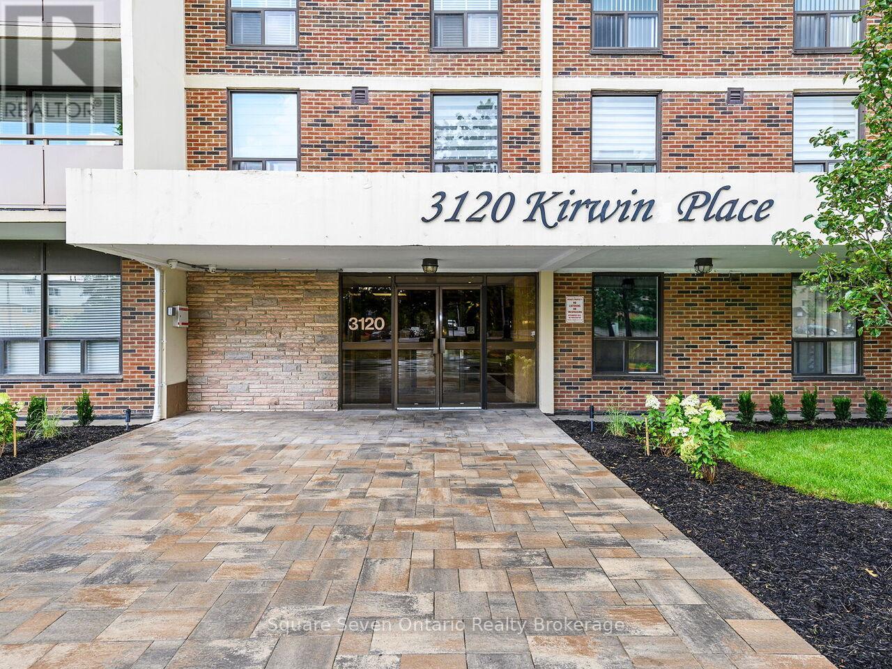 1109 - 3120 Kirwin Avenue, Mississauga, Ontario  L5A 3R2 - Photo 1 - W12803748