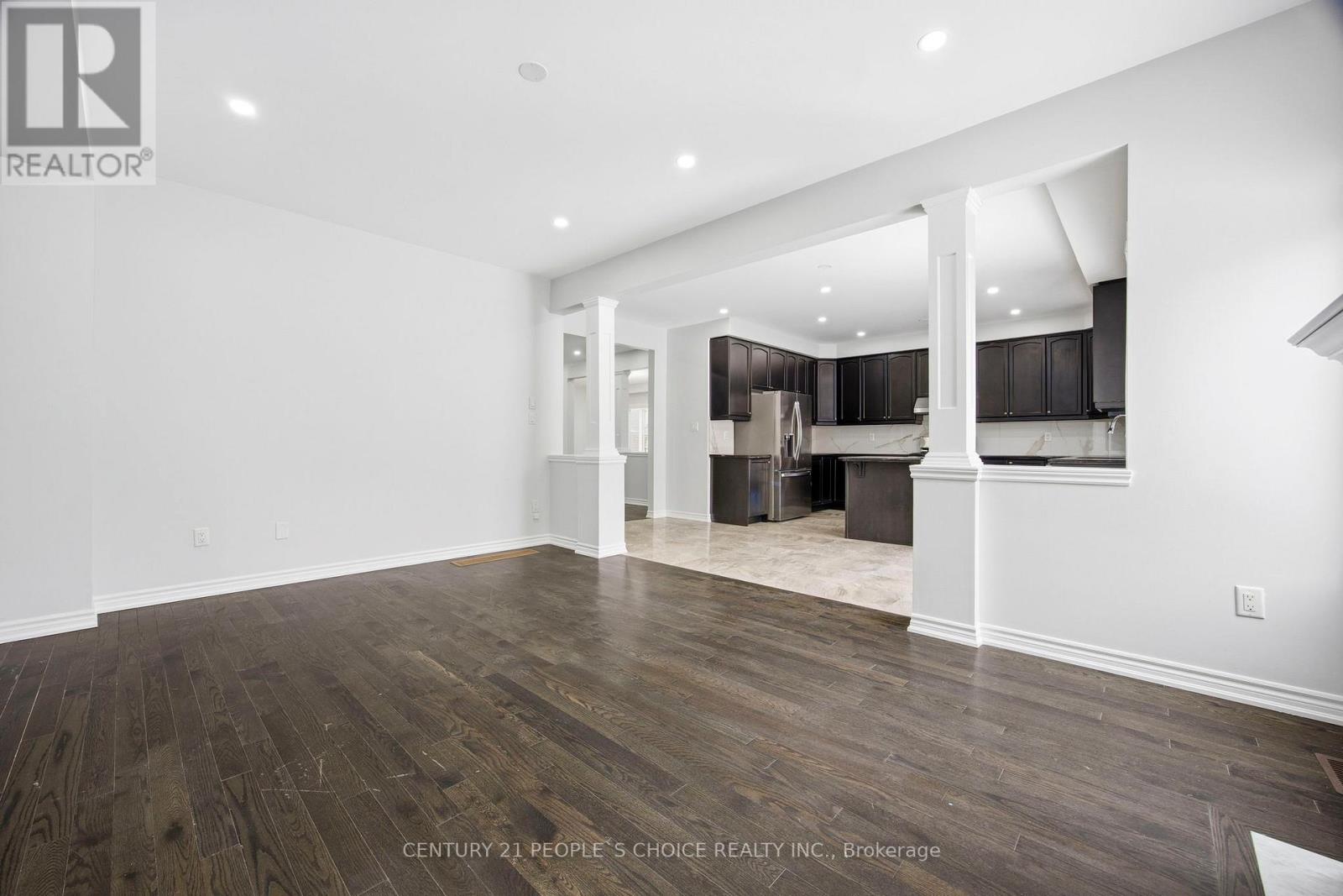 16 Bucksaw Street, Brampton, Ontario  L7A 4R1 - Photo 15 - W12803752