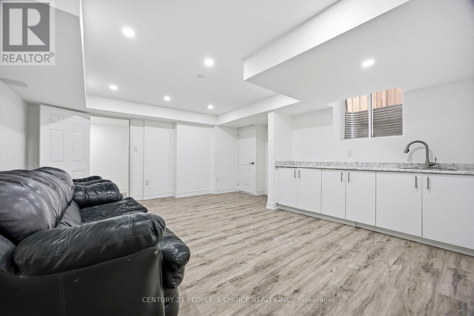 16 Bucksaw Street, Brampton, Ontario  L7A 4R1 - Photo 32 - W12803752