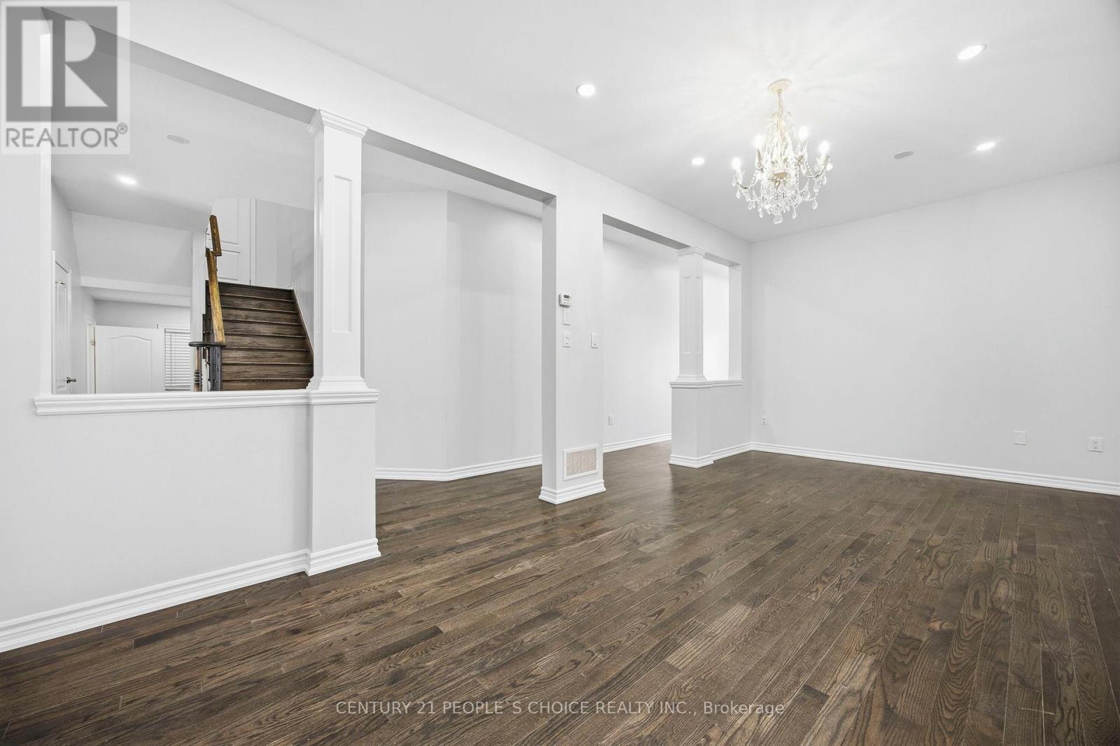 16 Bucksaw Street, Brampton, Ontario  L7A 4R1 - Photo 8 - W12803752