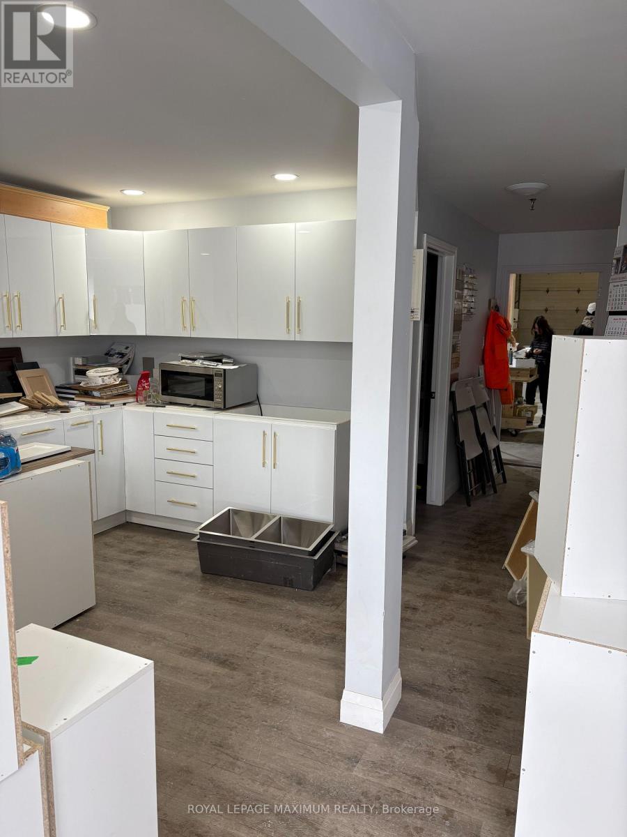 16 - 44 Goodmark Place, Toronto, Ontario  M9W 6N8 - Photo 3 - W12803760