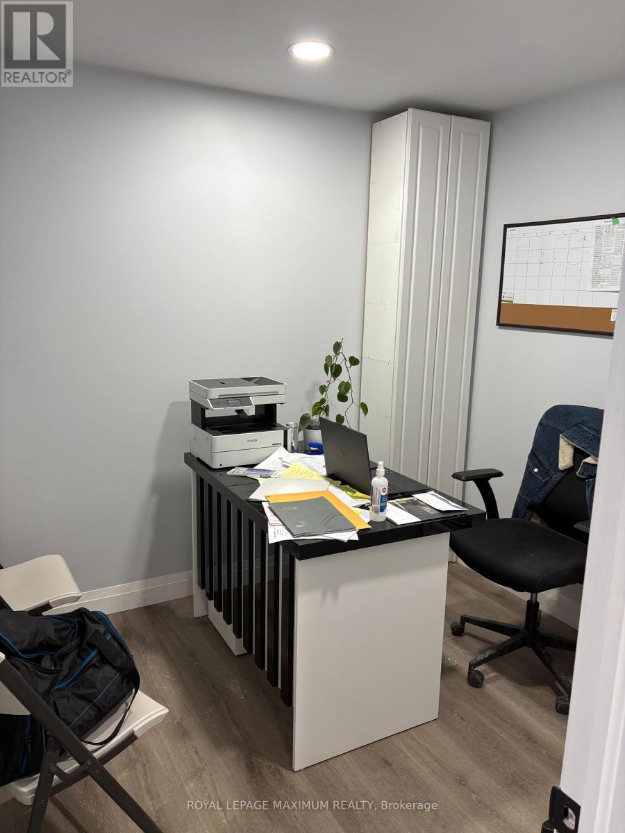 16 - 44 Goodmark Place, Toronto, Ontario  M9W 6N8 - Photo 6 - W12803760