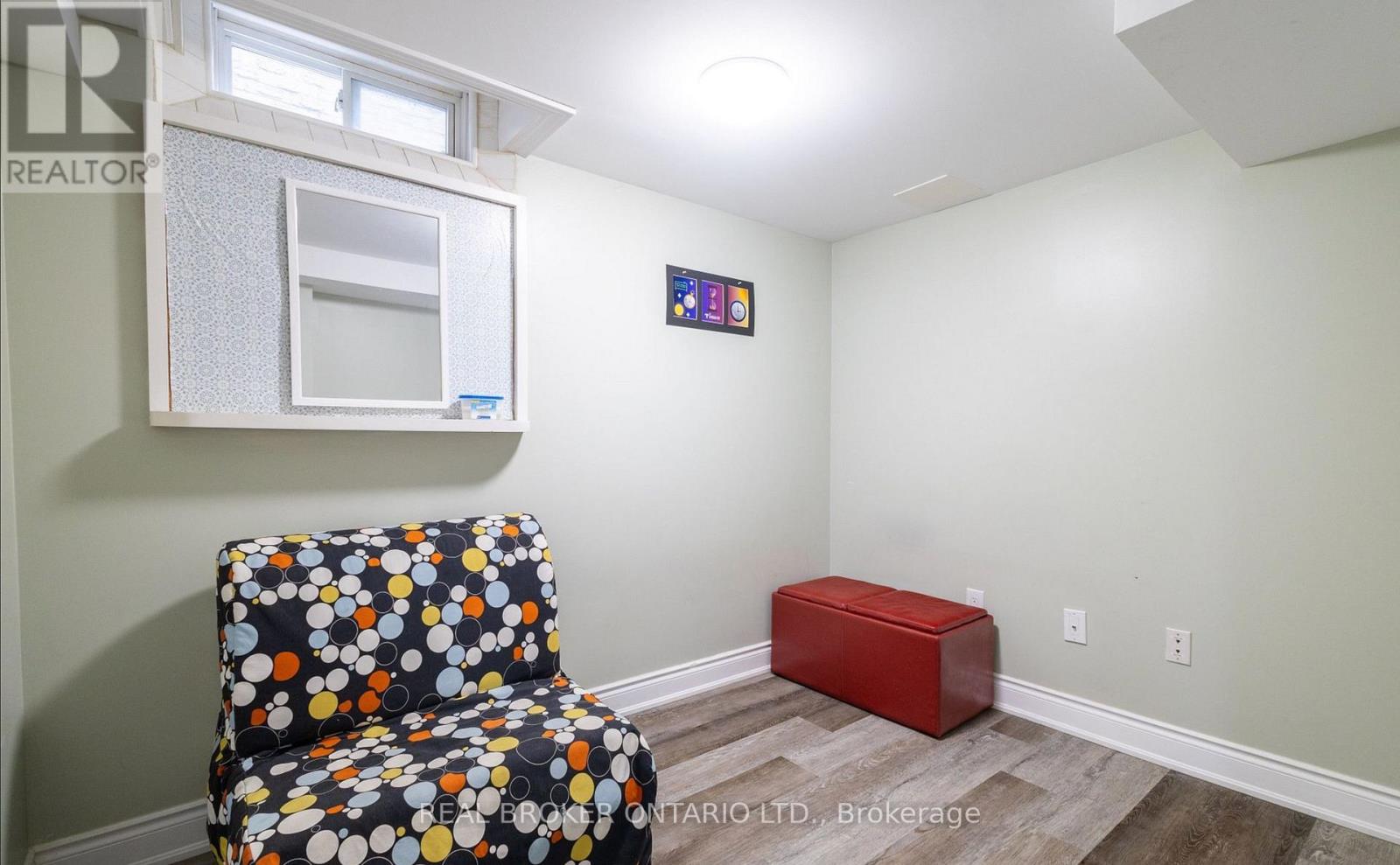 Lower - 3183 Valcourt Crescent, Mississauga, Ontario  L5L 5K2 - Photo 7 - W12803764