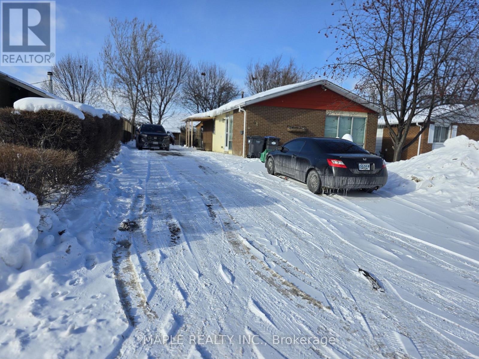 68 Epsom Downs Drive, Brampton (Southgate), Ontario  L6T 1Y8 - Photo 2 - W12803768