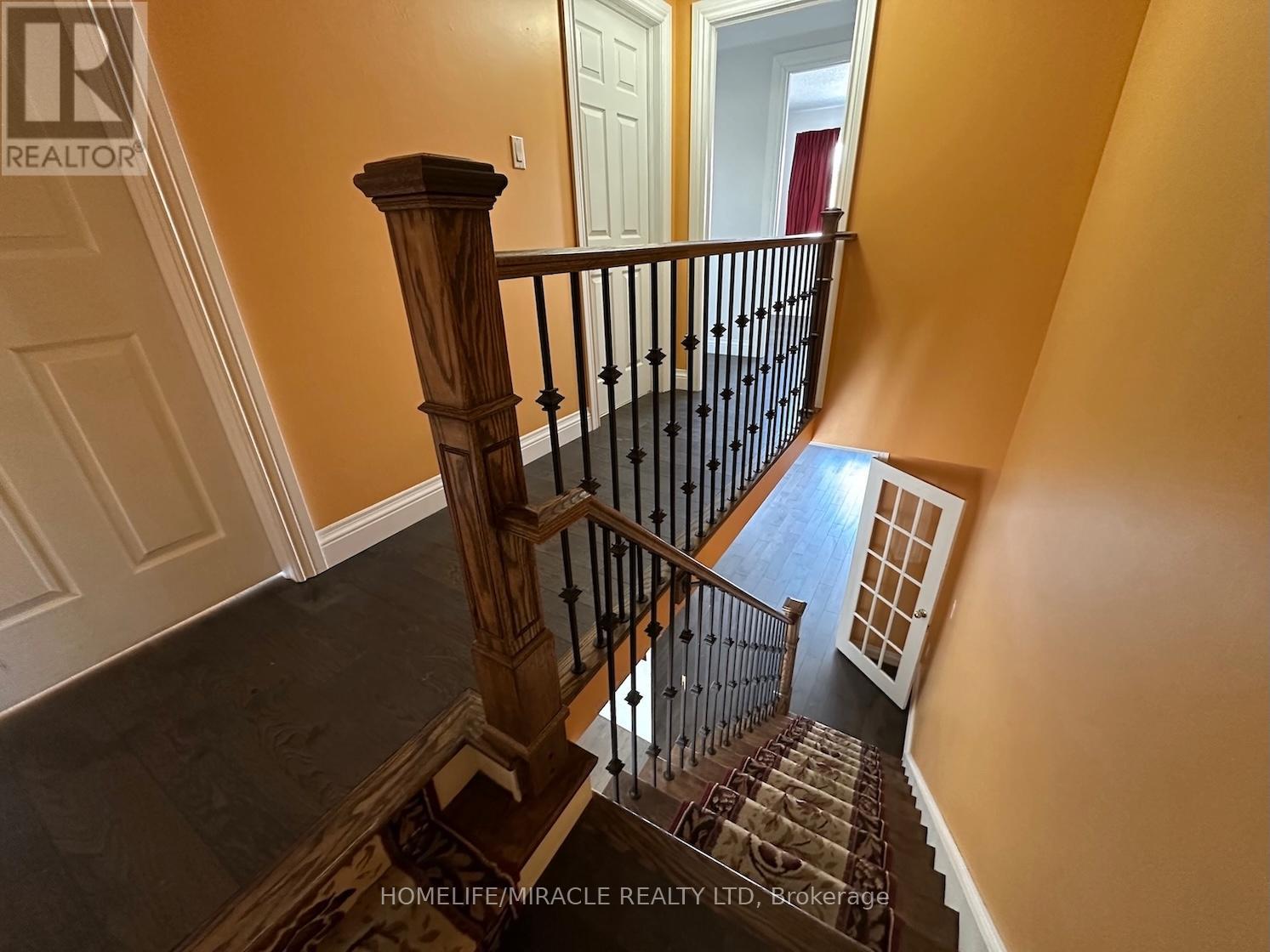 2064 Millway Gate, Mississauga, Ontario  L5L 1R3 - Photo 11 - W12803816