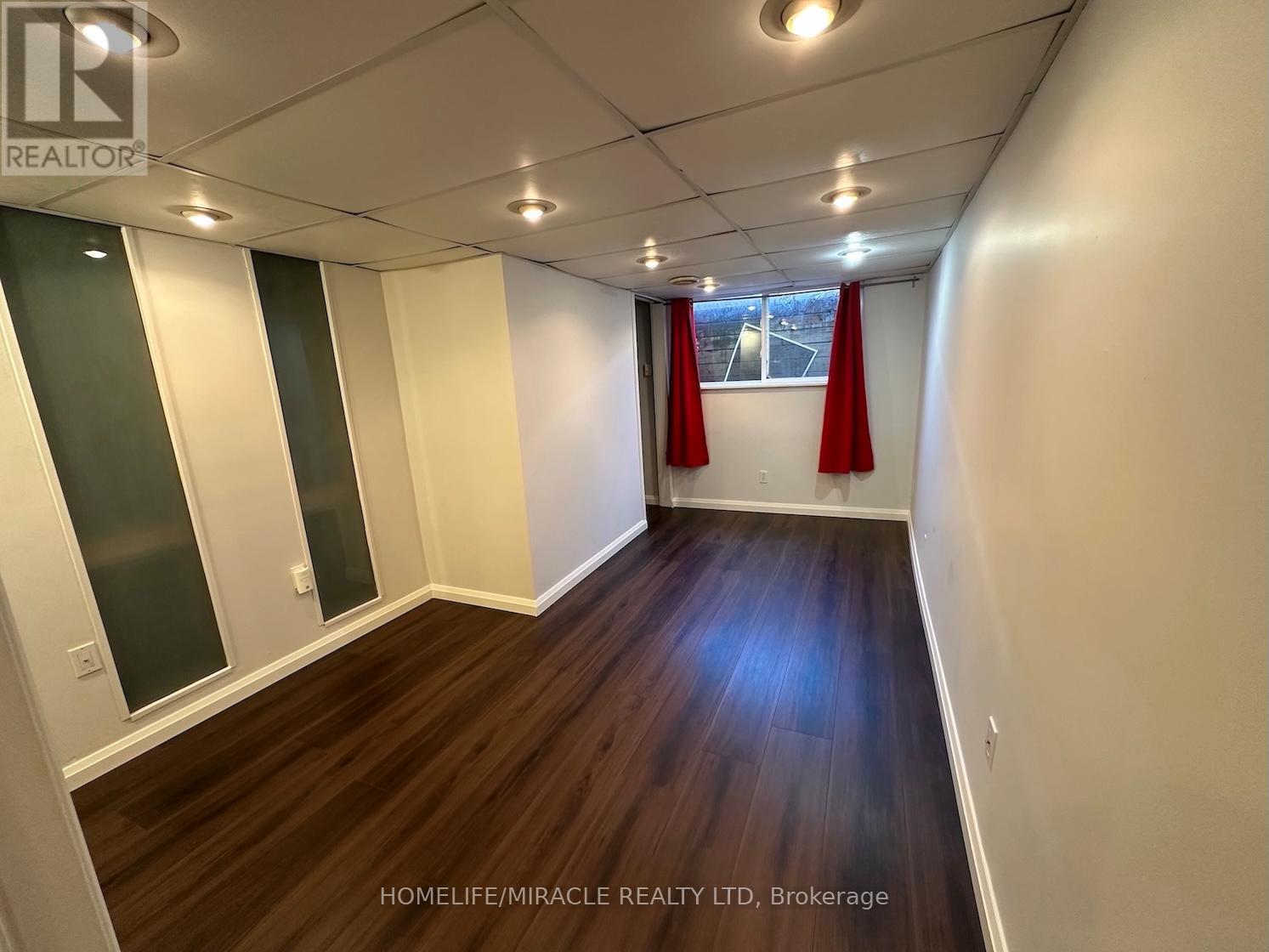 2064 Millway Gate, Mississauga, Ontario  L5L 1R3 - Photo 35 - W12803816