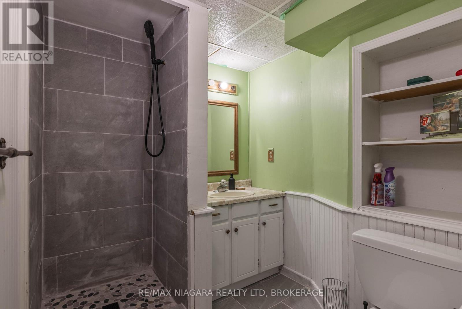 7709 Ronnie Crescent, Niagara Falls, Ontario  L2G 7M1 - Photo 14 - X12800794