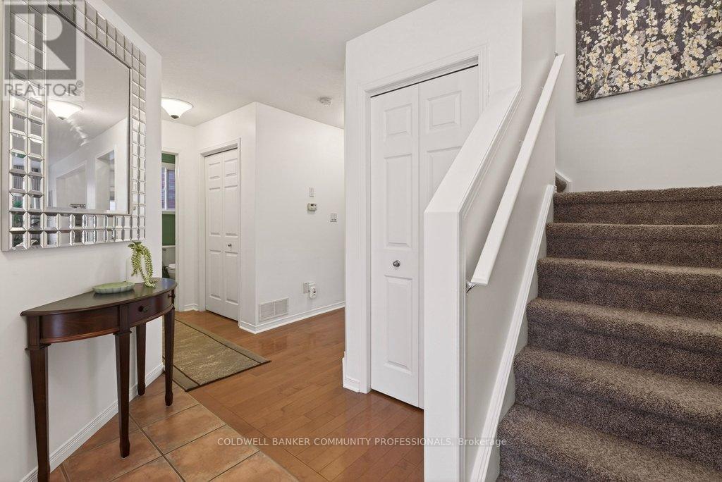 9 Gosling Gardens, Guelph, Ontario  N1G 5H5 - Photo 7 - X12803696