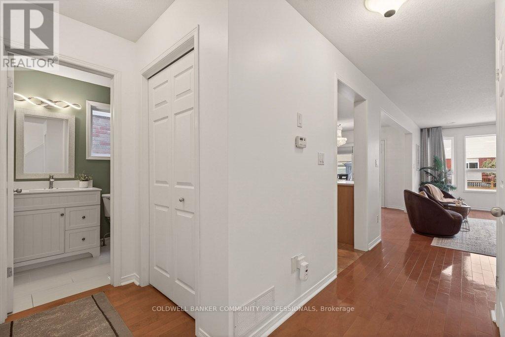 9 Gosling Gardens, Guelph, Ontario  N1G 5H5 - Photo 8 - X12803696