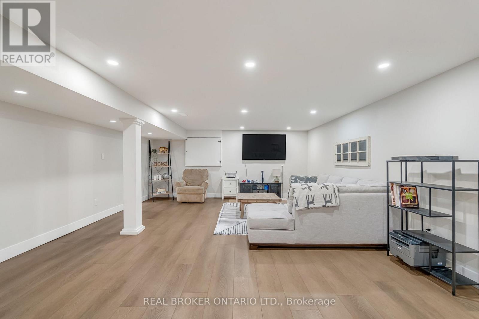 16 Bannisdale Way, Hamilton, Ontario  L0R 1H2 - Photo 38 - X12803778