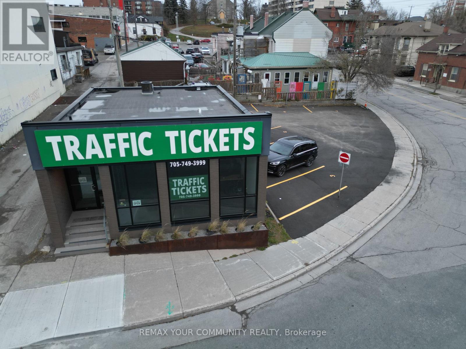 114 SIMCOE STREET, Peterborough, Ontario