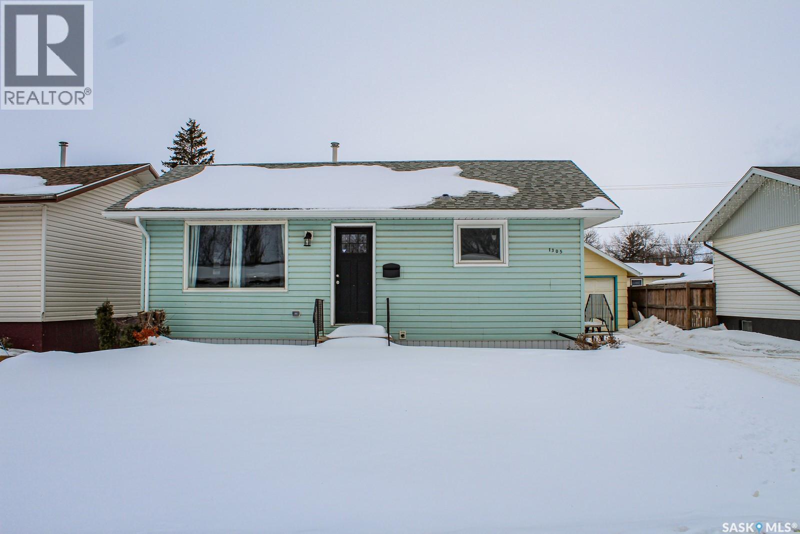 1305 96th Street, Tisdale, Saskatchewan  S0E 1T0 - Photo 1 - SK028780
