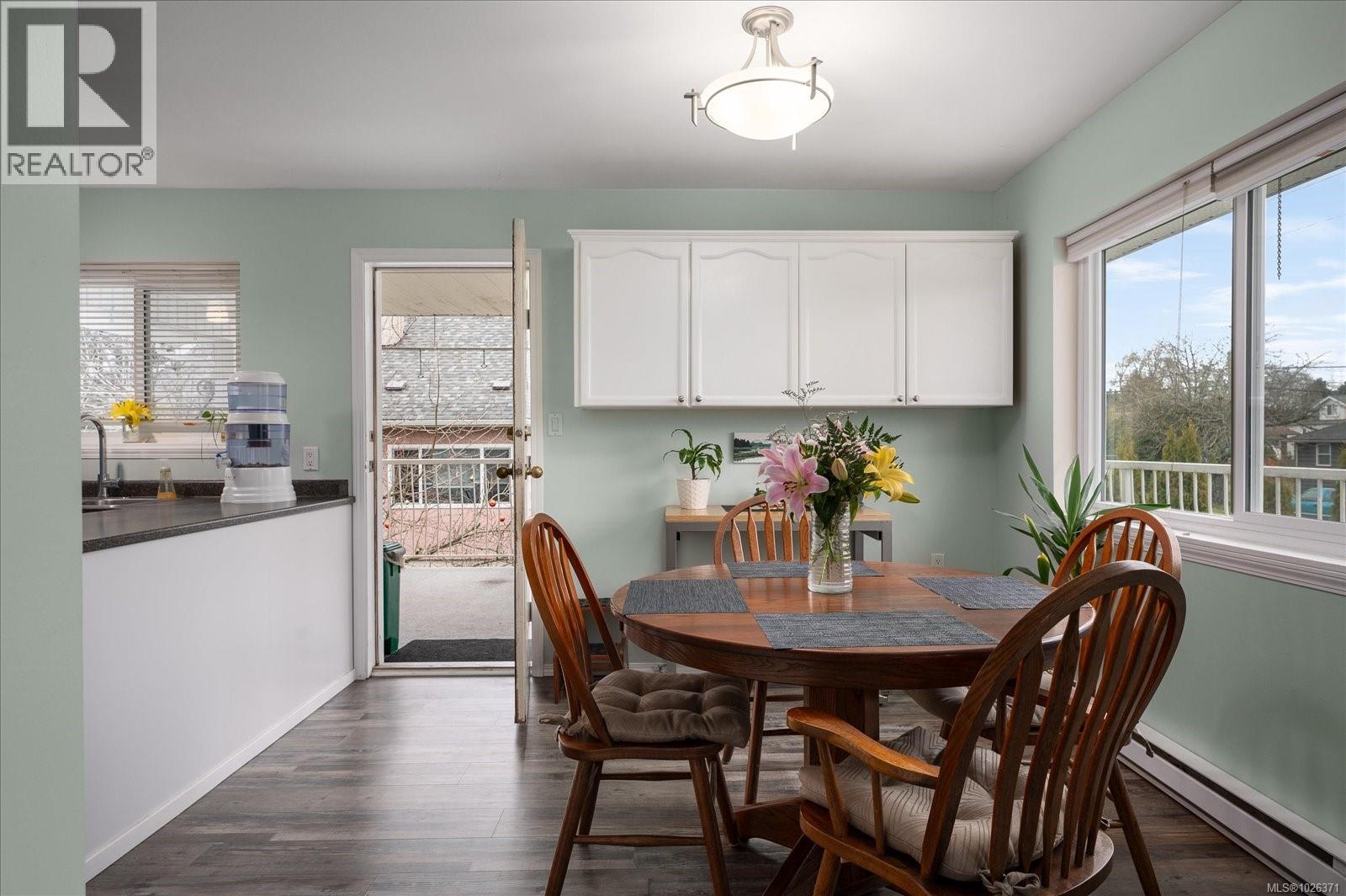 409 Howard Ave, Nanaimo, British Columbia V9R 3S2 - Photo 2 - 1026371