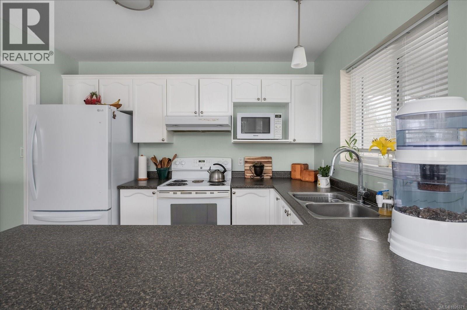 409 Howard Ave, Nanaimo, British Columbia V9R 3S2 - Photo 3 - 1026371