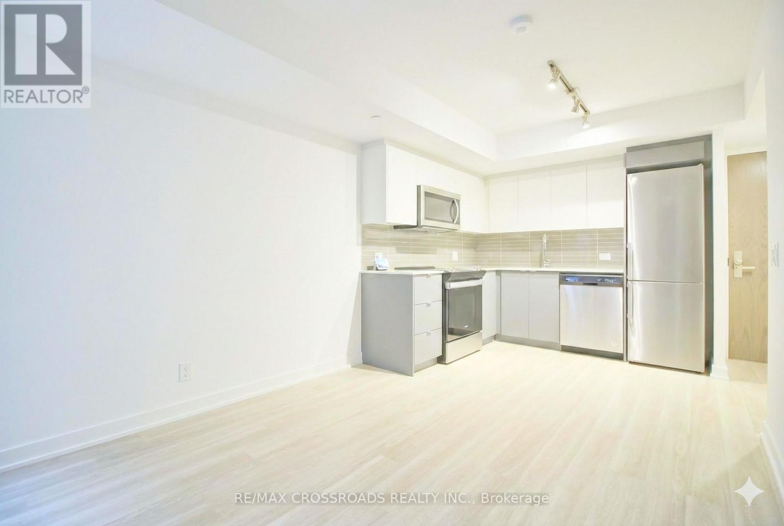 308 - 30 Tretti Way, Toronto, Ontario  M3H 0E3 - Photo 2 - C12803658