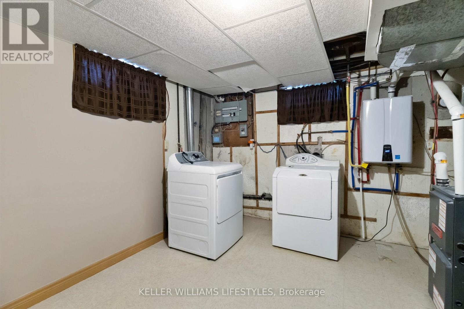 408 Hudson Drive, London East, Ontario  N5V 1E6 - Photo 37 - X12803866