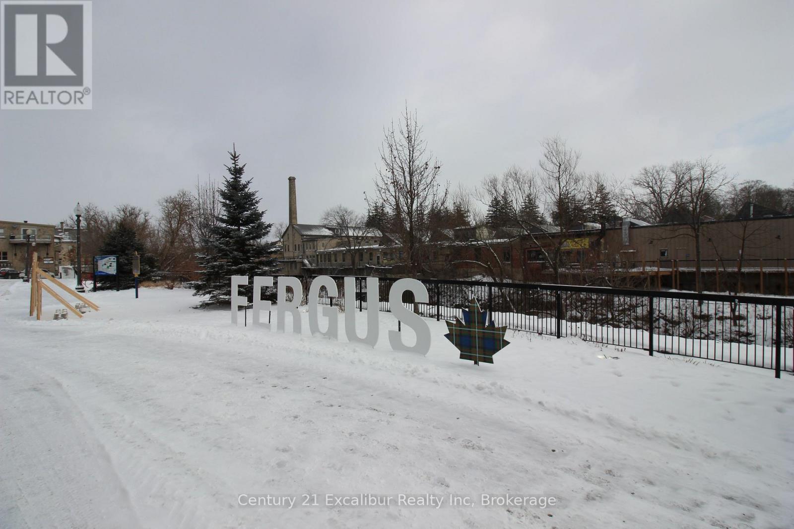 14b, Office 102 - 105 Queen Street, Centre Wellington (Fergus), Ontario  N1M 2L3 - Photo 2 - X12803896