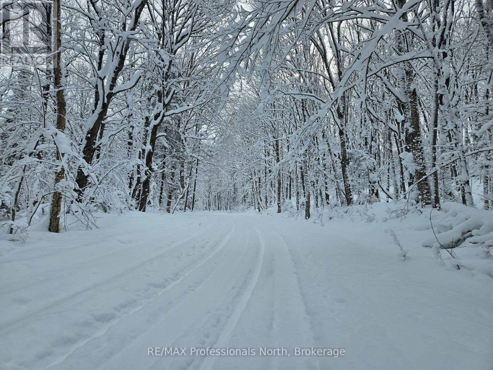 462 CARDWELL LAKE ROAD, Huntsville, Ontario