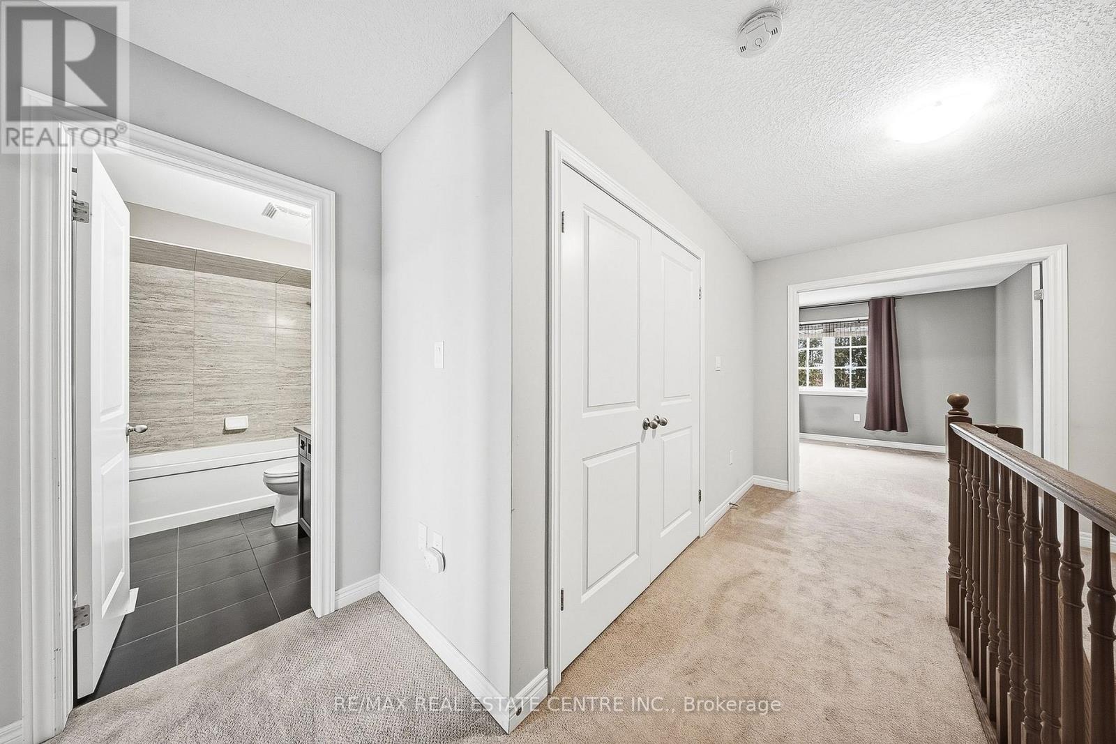 3 - 43 Kerman Avenue, Grimsby, Ontario  L3M 0G2 - Photo 35 - X12803592