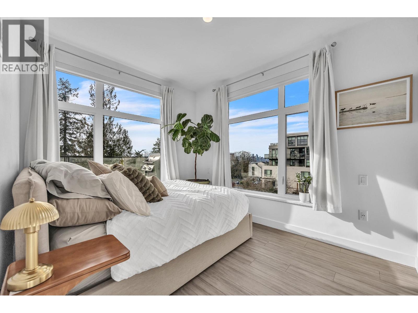 205 733 E 3rd Street, North Vancouver, British Columbia  V7L 1G8 - Photo 16 - R3091776