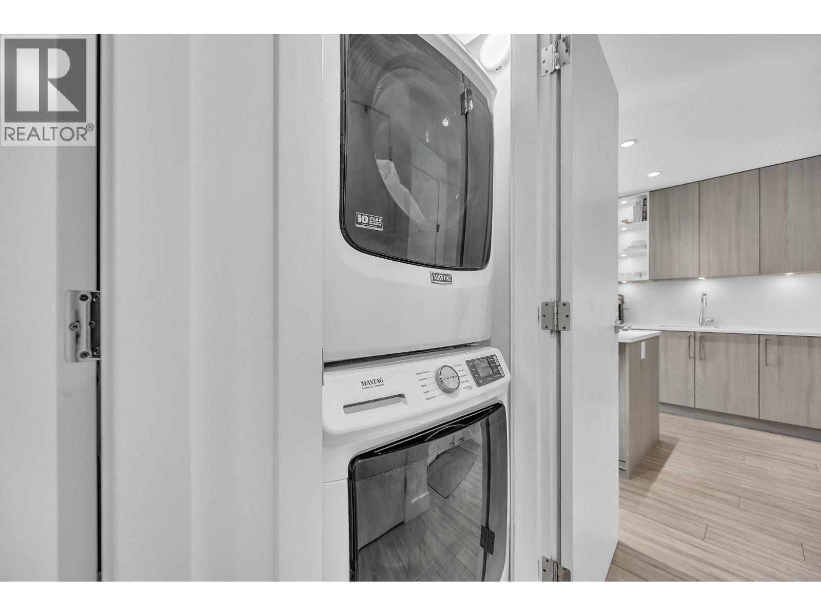 205 733 E 3rd Street, North Vancouver, British Columbia  V7L 1G8 - Photo 23 - R3091776