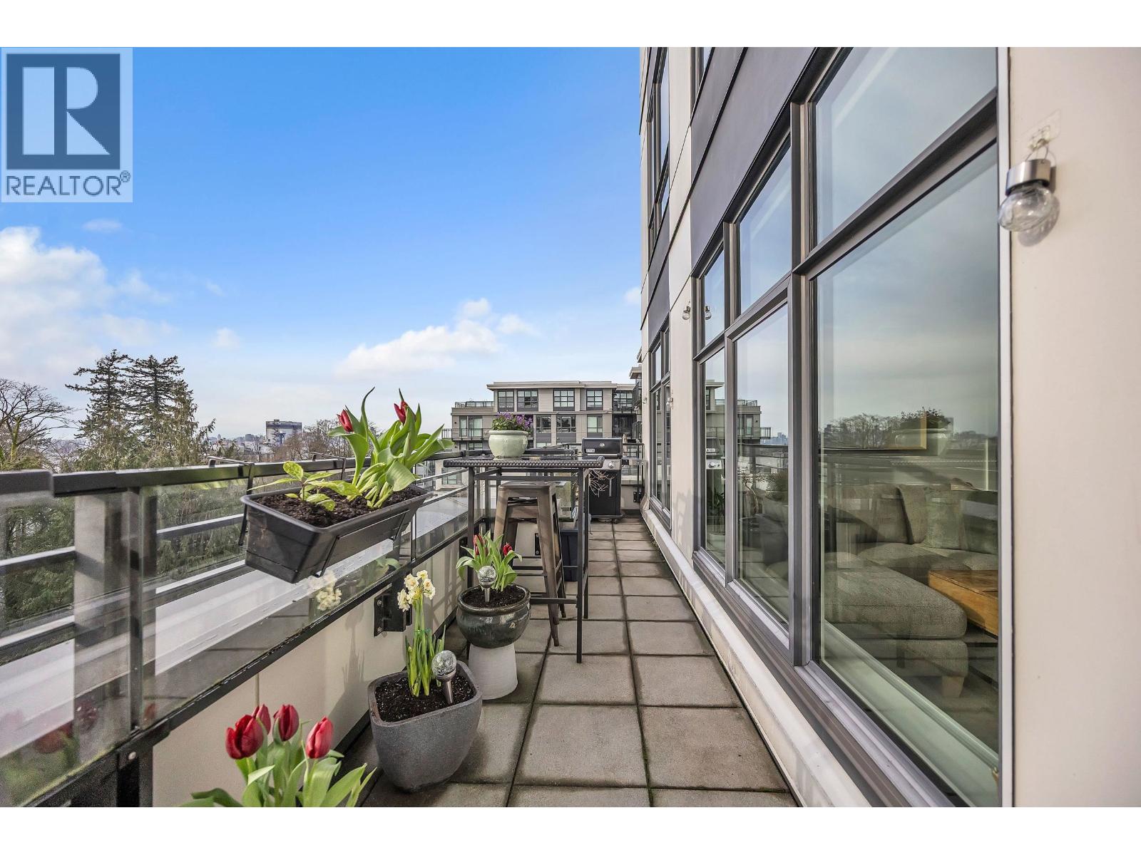 205 733 E 3rd Street, North Vancouver, British Columbia  V7L 1G8 - Photo 28 - R3091776