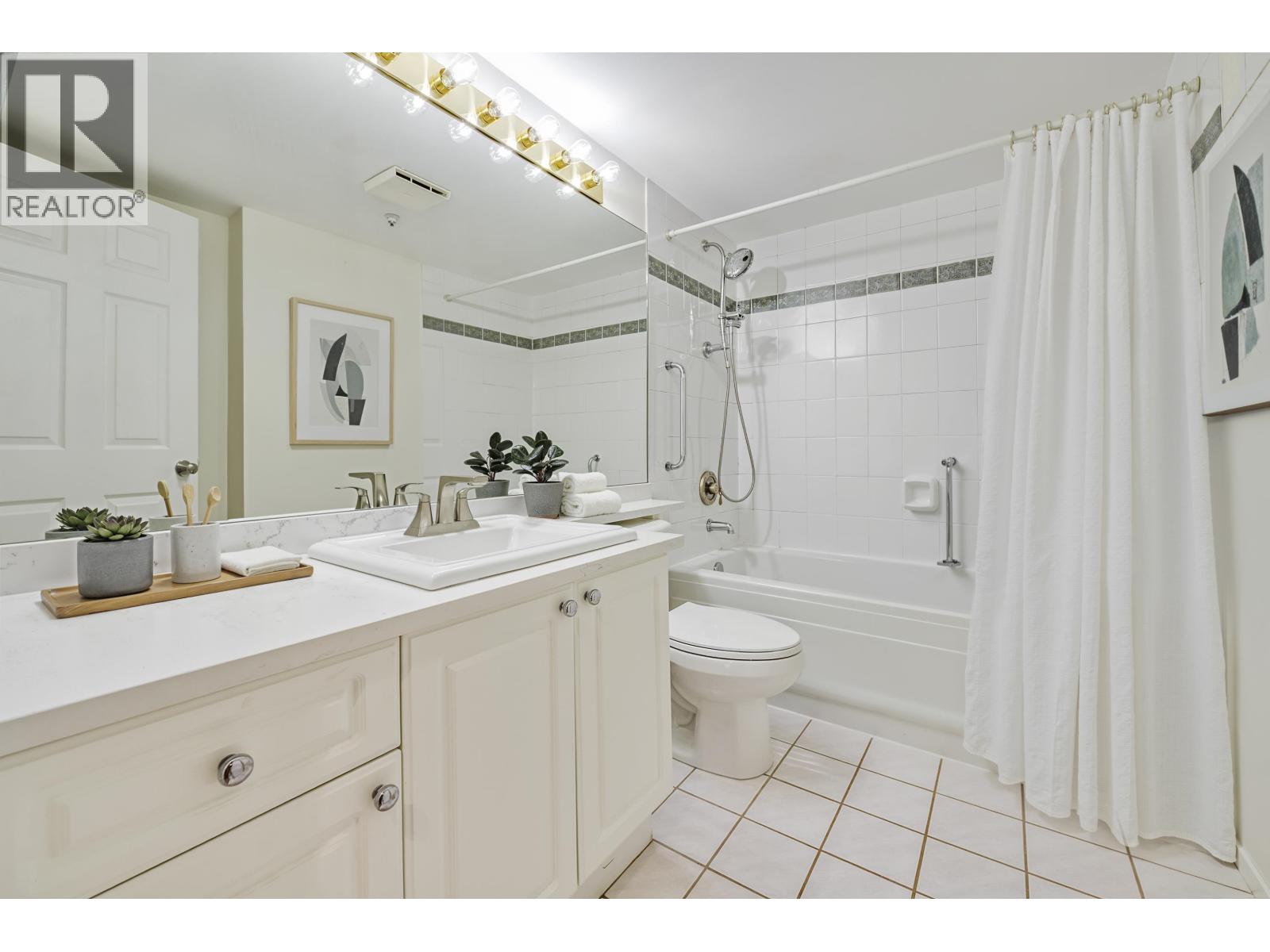 205 5518 14th Avenue, Delta, British Columbia  V4M 4E0 - Photo 9 - R3091777