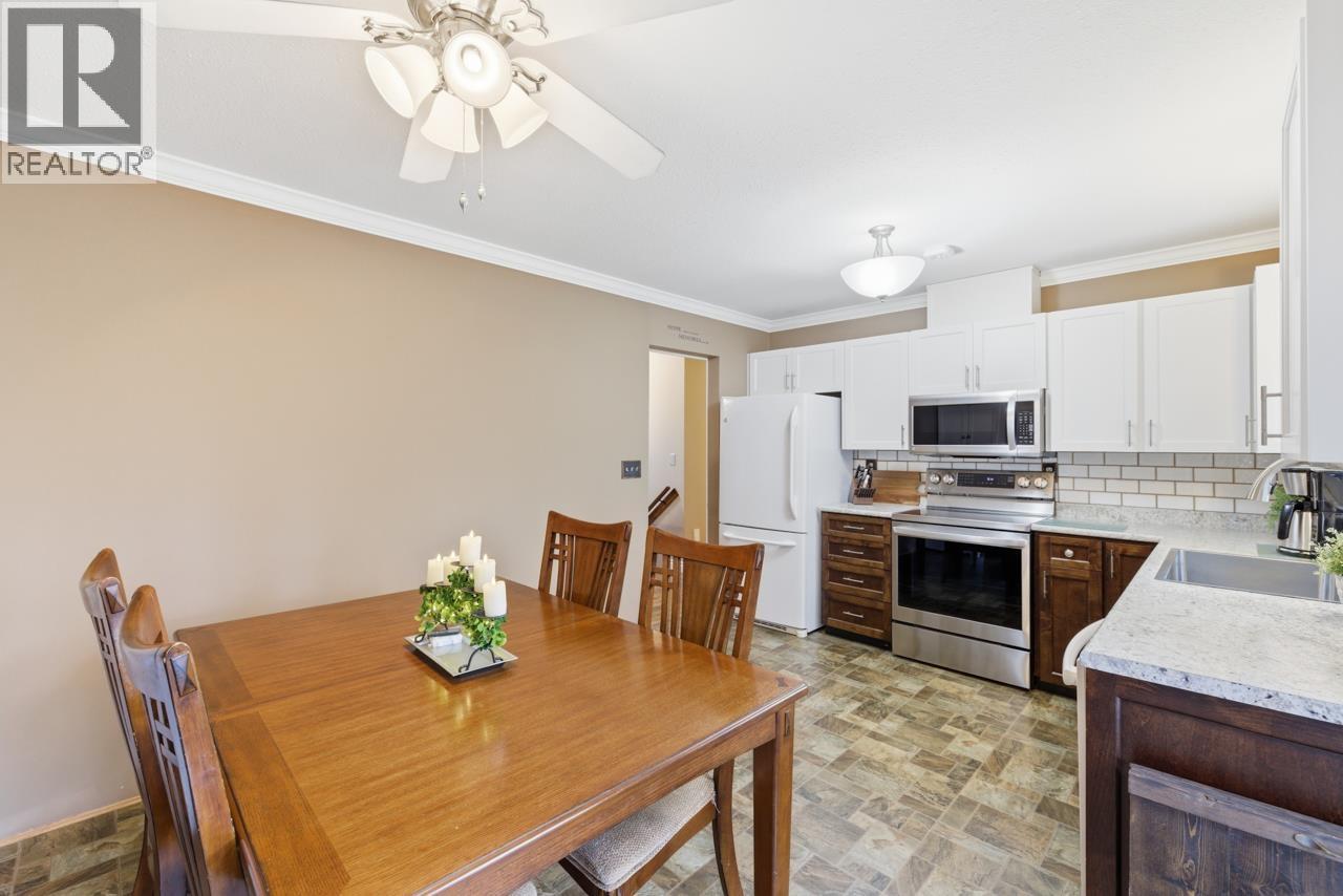 22759 Balabanian Circle, Maple Ridge, British Columbia  V2X 8Z5 - Photo 11 - R3091764