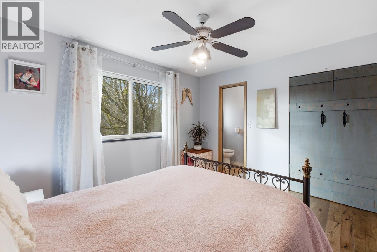 22759 Balabanian Circle, Maple Ridge, British Columbia  V2X 8Z5 - Photo 16 - R3091764