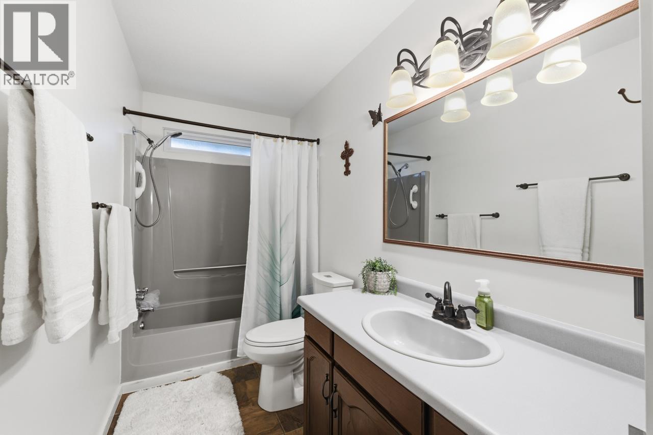 22759 Balabanian Circle, Maple Ridge, British Columbia  V2X 8Z5 - Photo 20 - R3091764